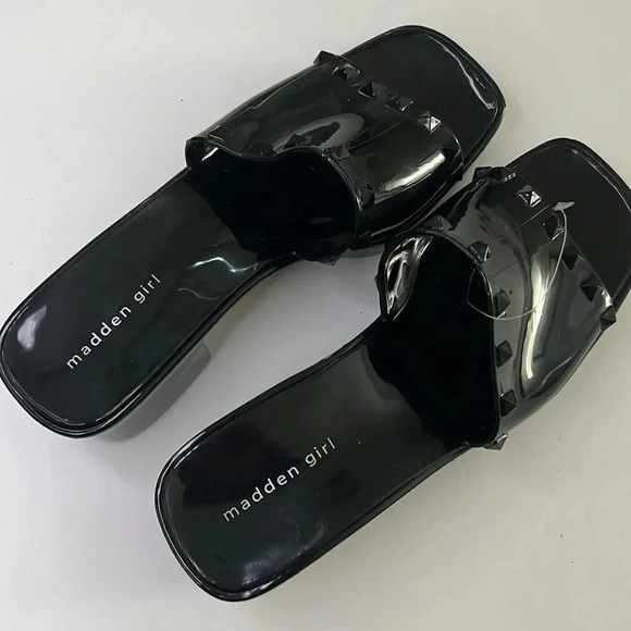 Madden Girl Sz 9 Black Rubbery Block Studded Slides Sandals NEW - Picture 6 of 6